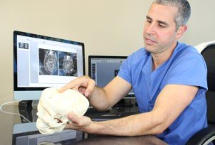 Robert Louis MD - Orange County Neurosurgeon - Pituitary Tumor Surgery