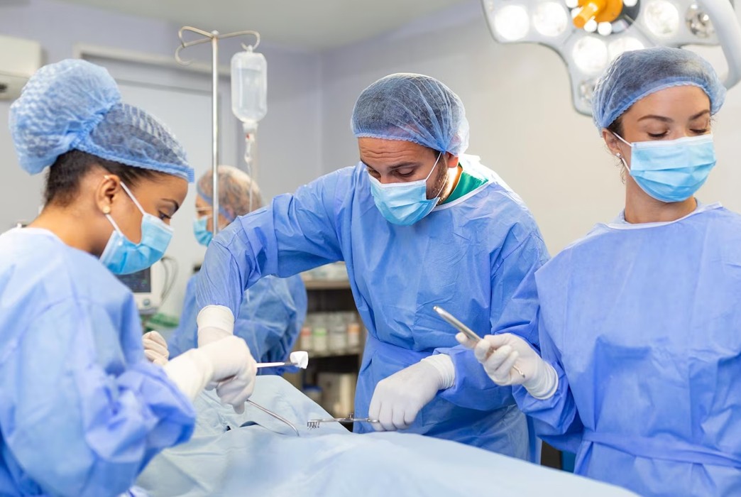 Five Advantages of Minimally Invasive Spine Surgery